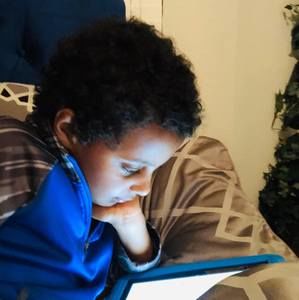 Meet your Posher, Hana